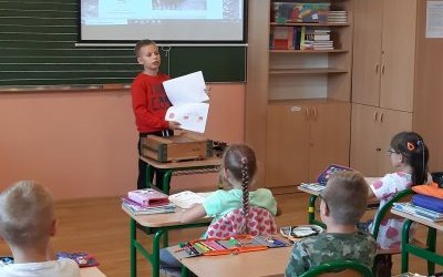 Lekcja historii w klasach młodszych